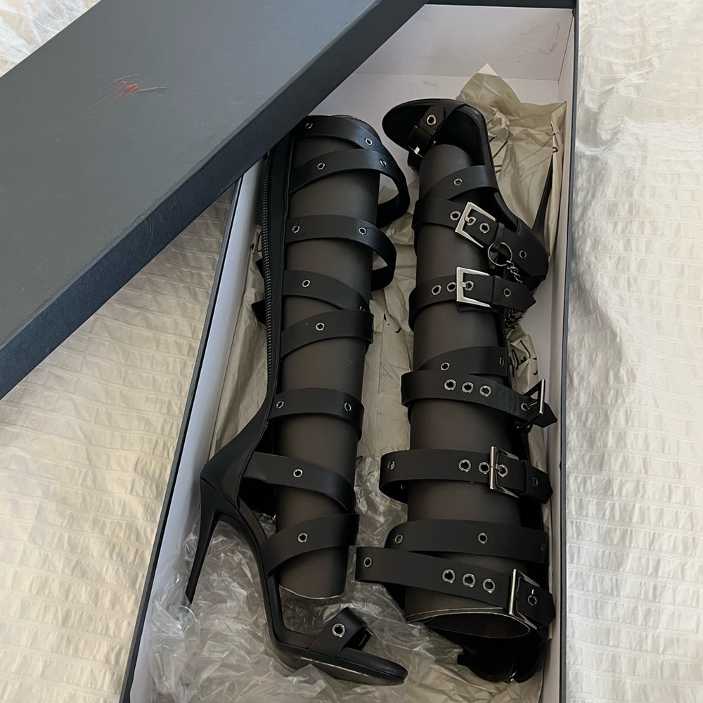 GIUSEPPE ZANOTTI E58004 BOOTS